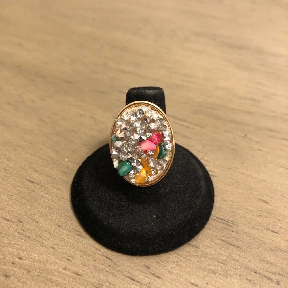 Elegant Gold Tone and Multicolor Faux Gemstone Ring